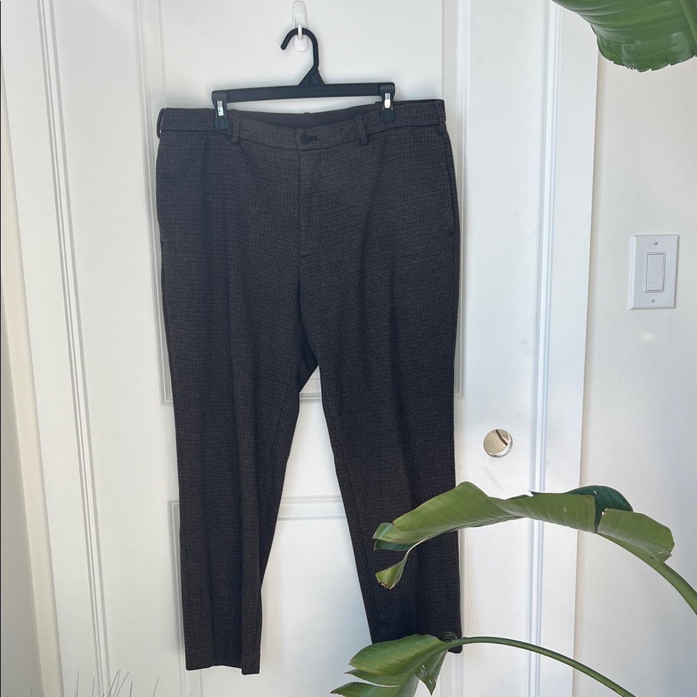 Uniqlo Dark Brown Women's Trousers